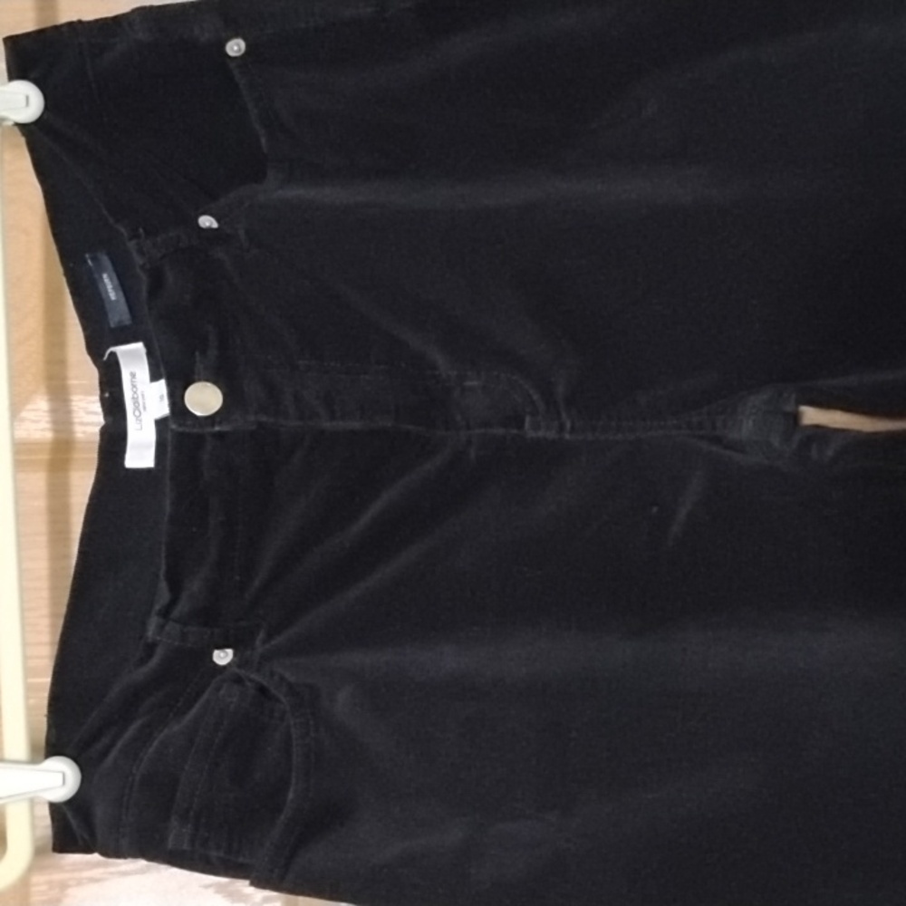 EUC Liz Claiborne Black Corduroy Flare Pants Size 10 - Picture 5 of 6